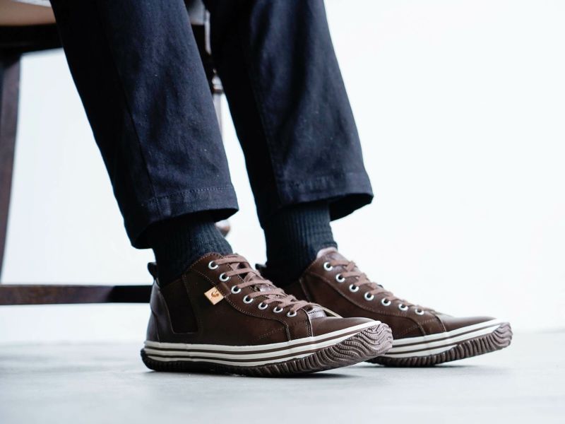 SPINGLE MOVE SPM-442 Dark Brown