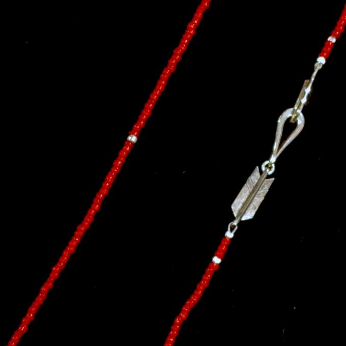 LARRY SMITH ANTIQUE RED GLASS BEAD NECKLACE Silver