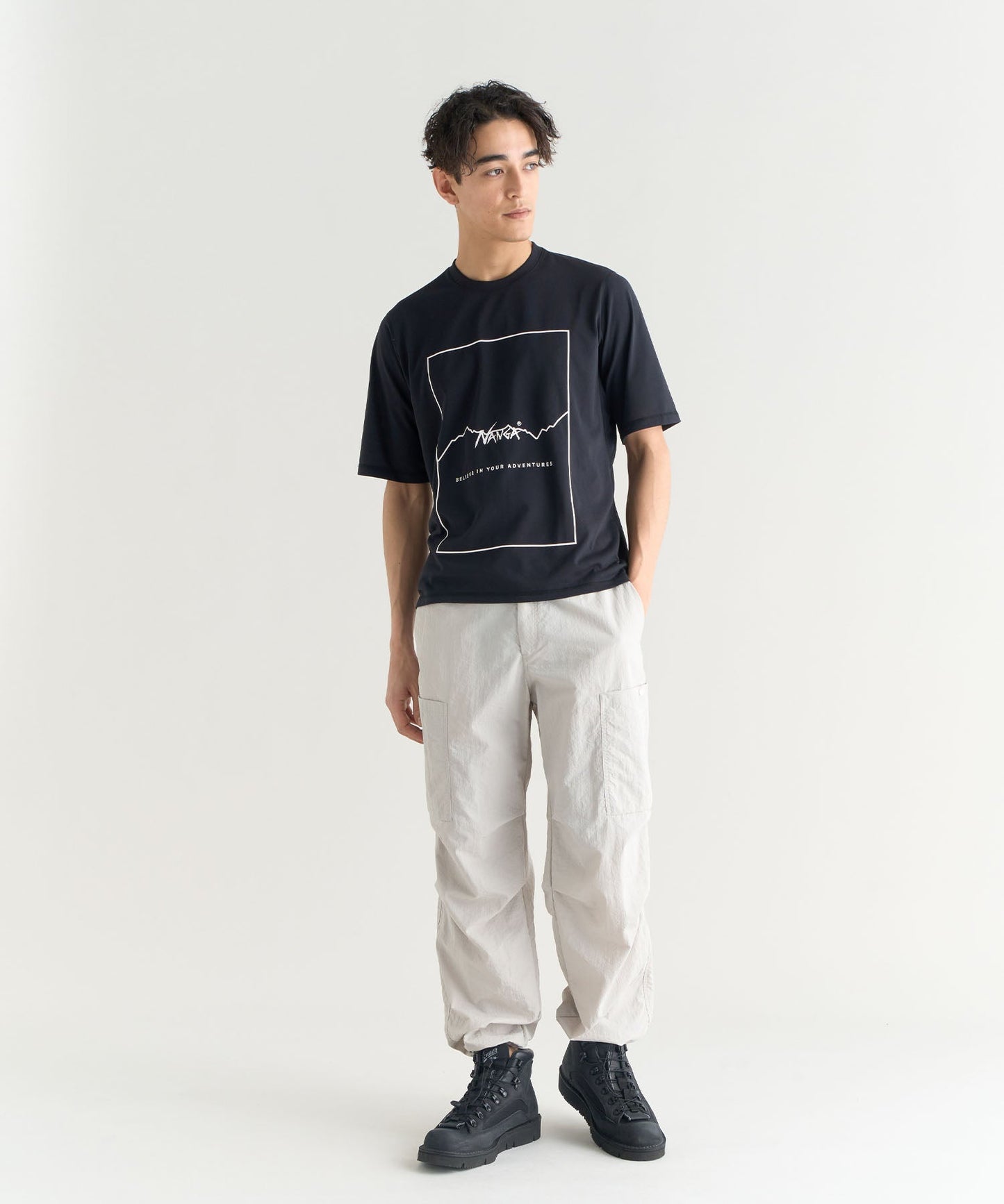 NANGA NYLON TUSSER CARGO PANTS