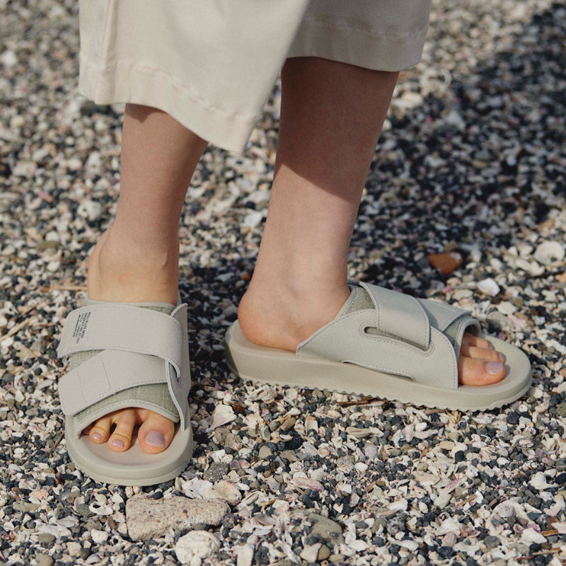 MOONSTAR 810s ET033 ALLPE MODI IVORY