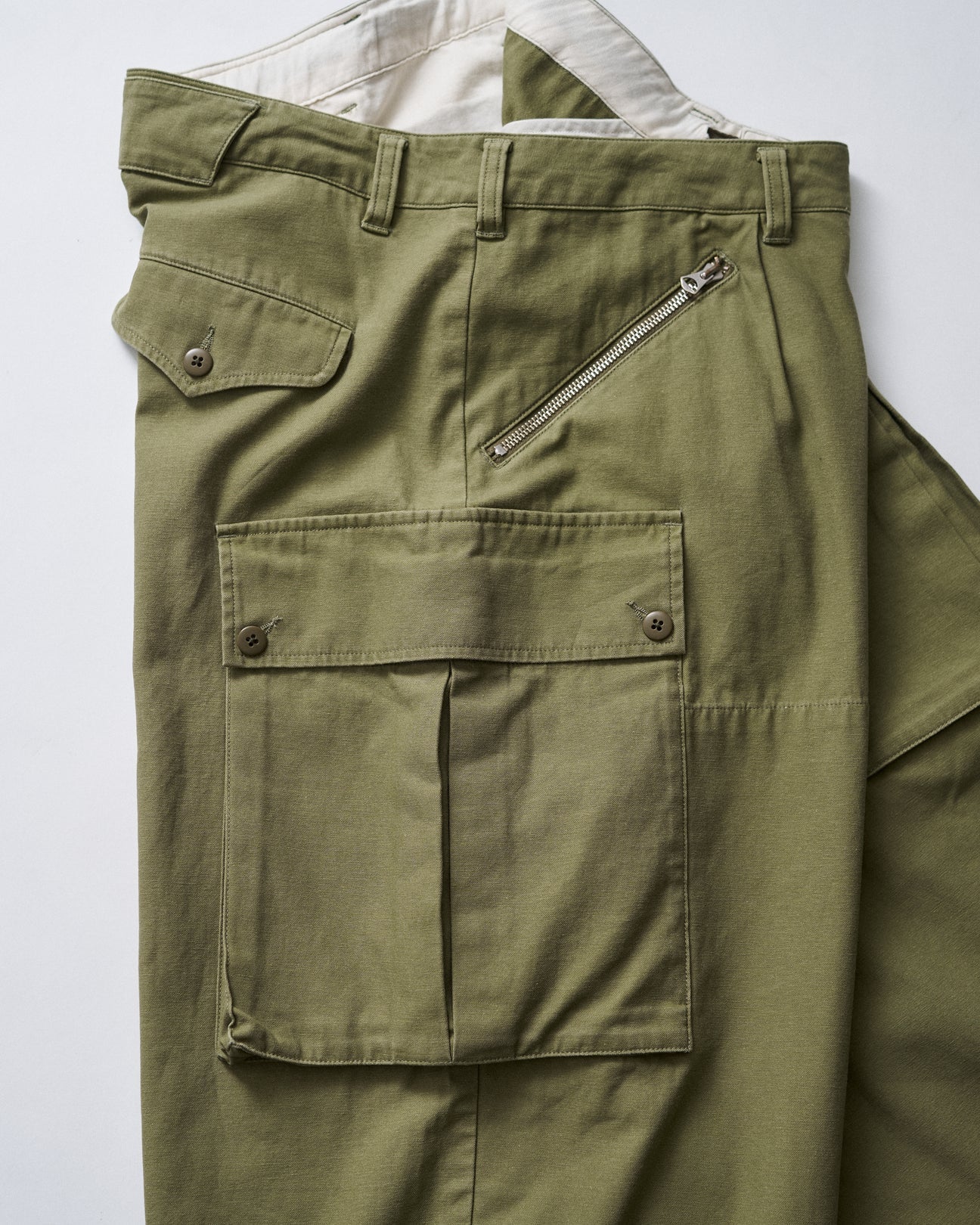 FreshService BACK SATEEN MOUNTAIN CARGO PANTS