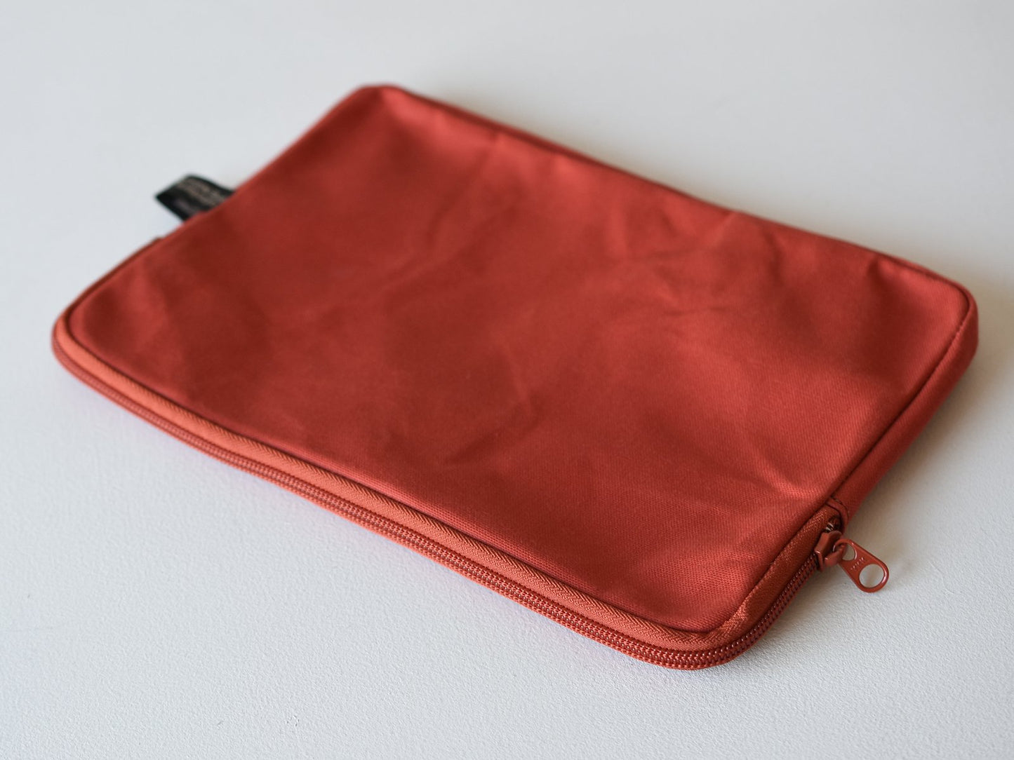 ateliers PENELOPE Hold Pouch (S)