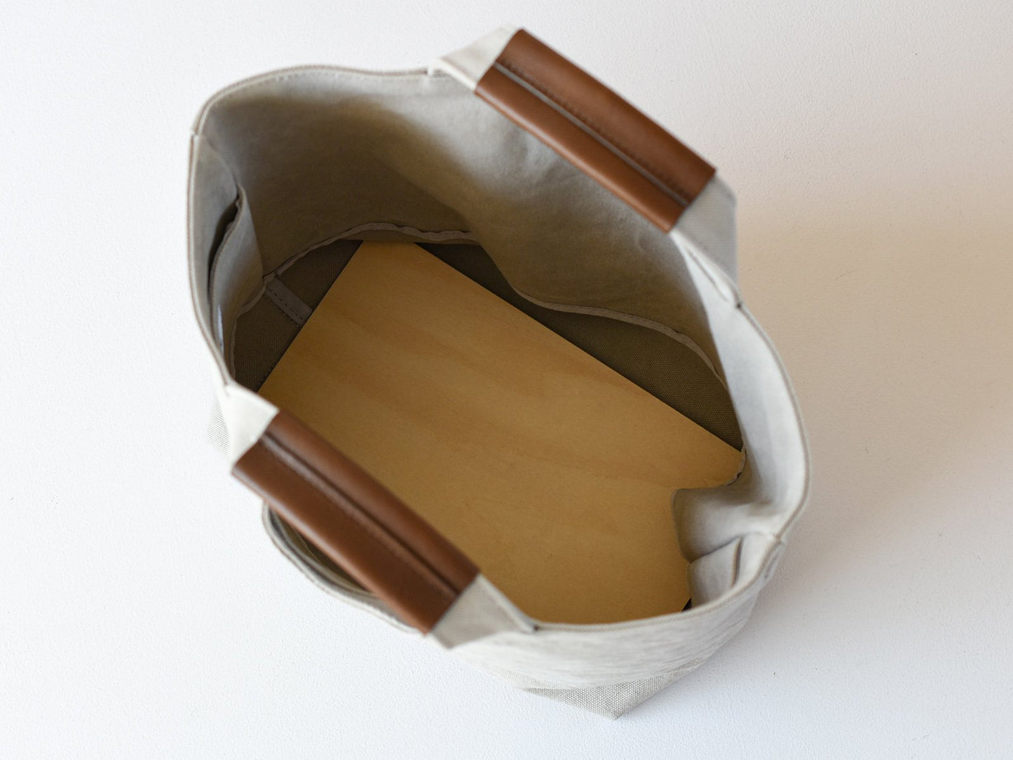 ateliers PENELOPE AP Hole Tote (S)