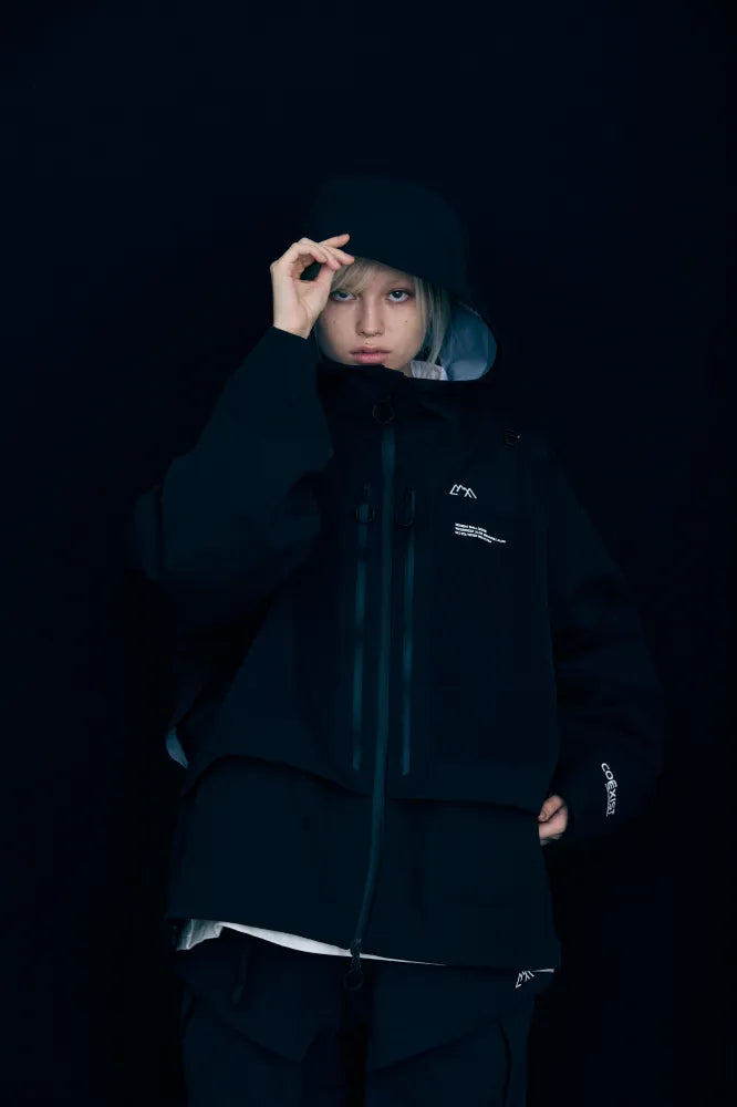 CMF OUTDOOR GARMENT MIDNIGHT SHELL COEXIST
