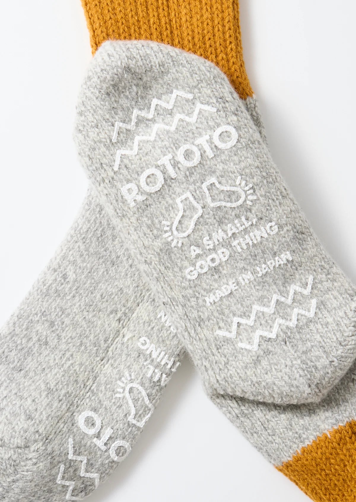 RoToTo RETRO WINTER ROOM SOCKS