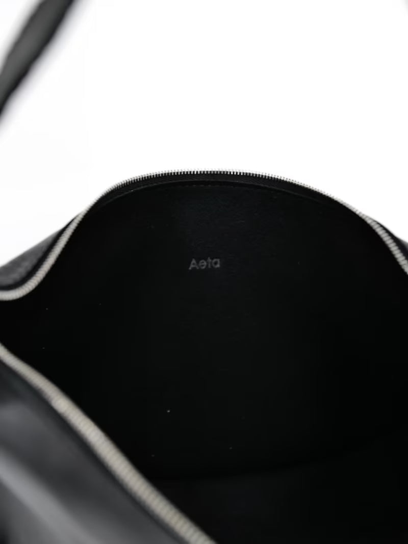 Aeta HALF MOON SHOULDER S