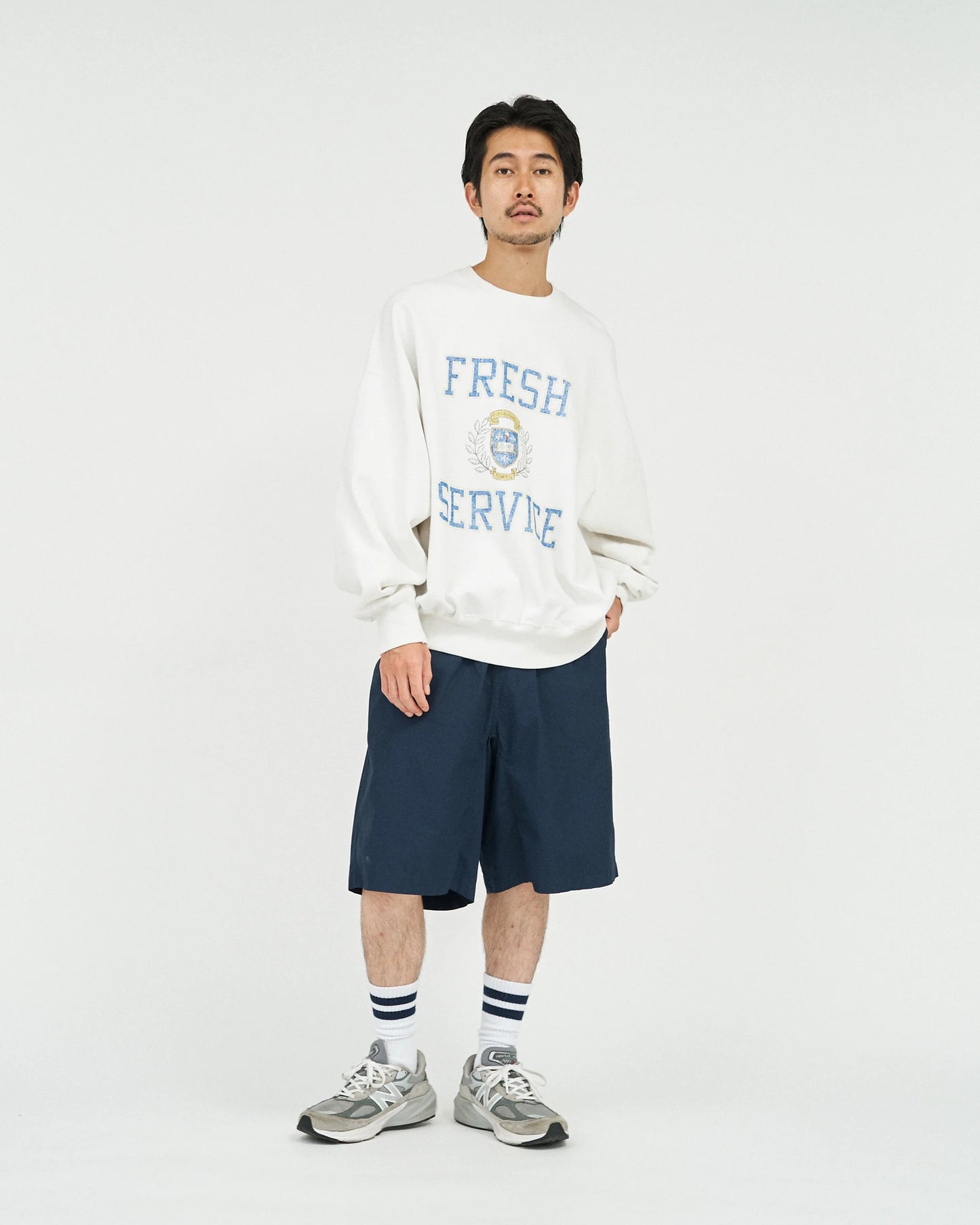 FreshService LIGHT OZ CREW NECK SWEAT “COLLEGE”