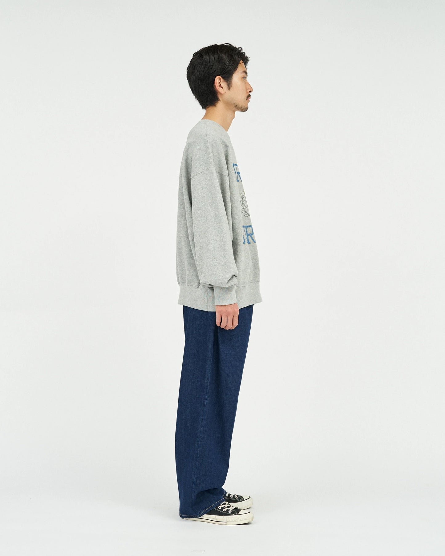 FreshService LIGHT OZ CREW NECK SWEAT “COLLEGE”