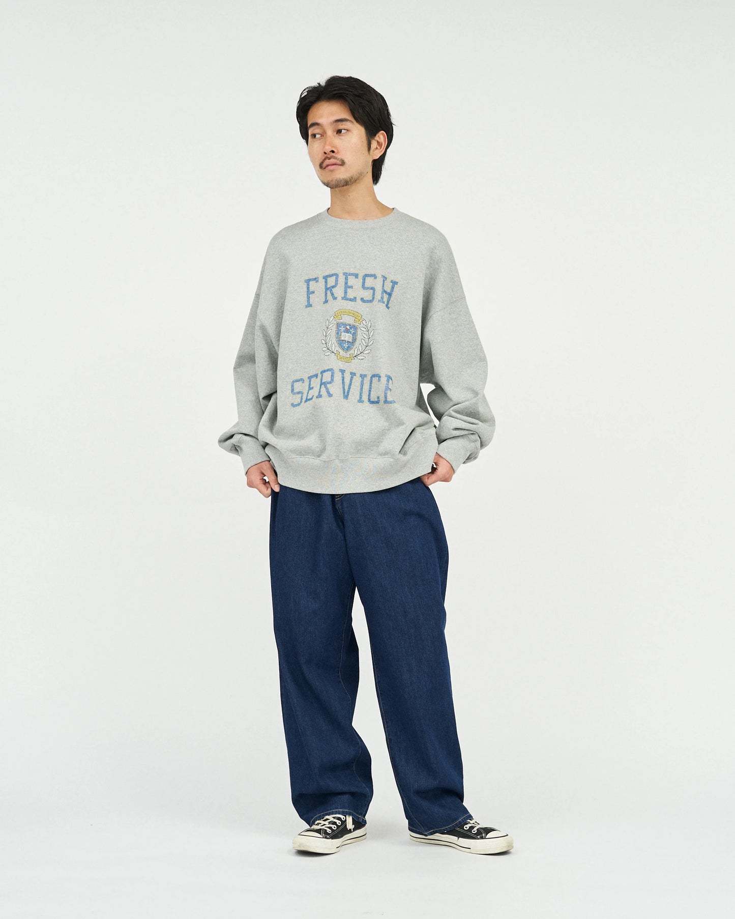 FreshService LIGHT OZ CREW NECK SWEAT “COLLEGE”