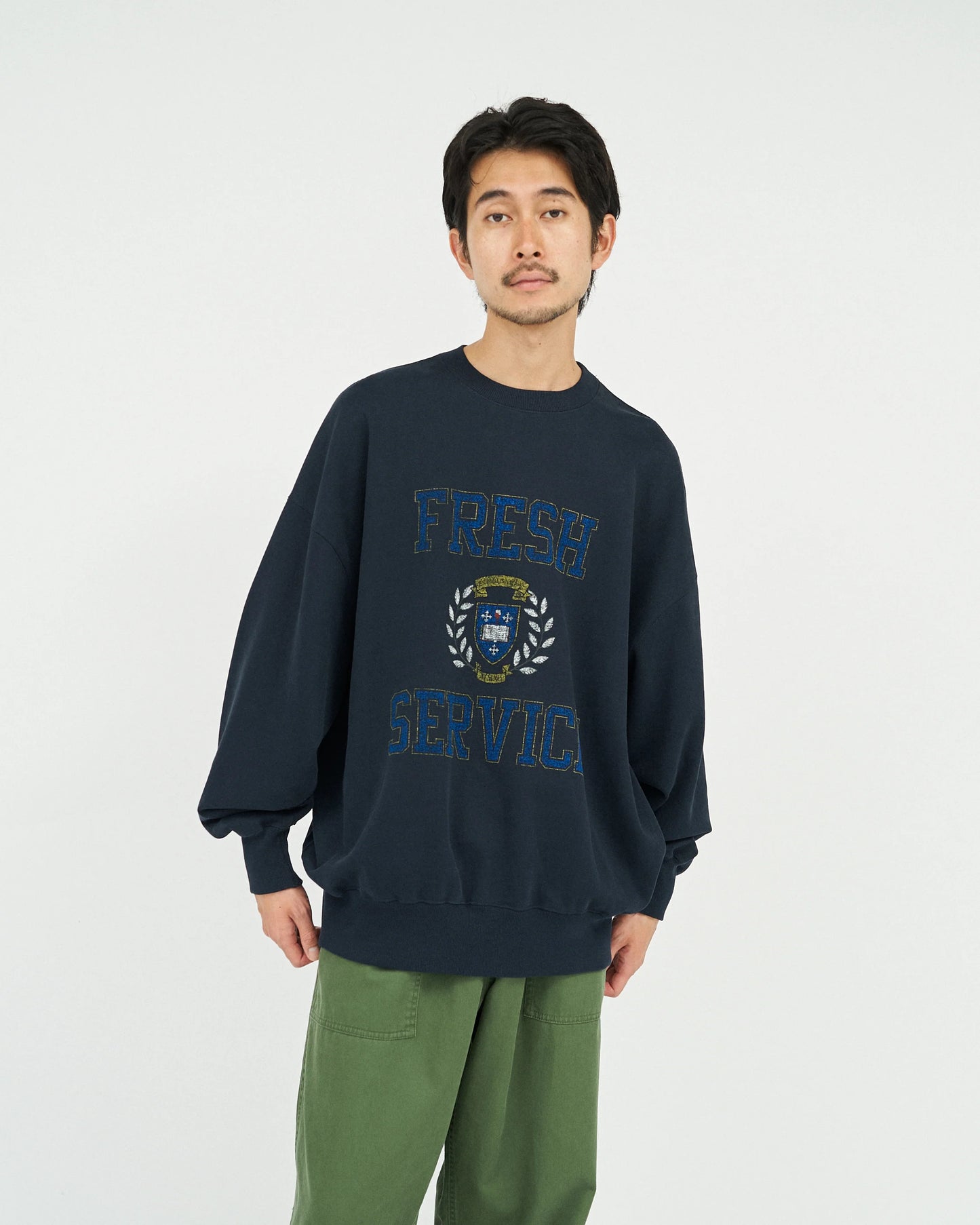 FreshService LIGHT OZ CREW NECK SWEAT “COLLEGE”