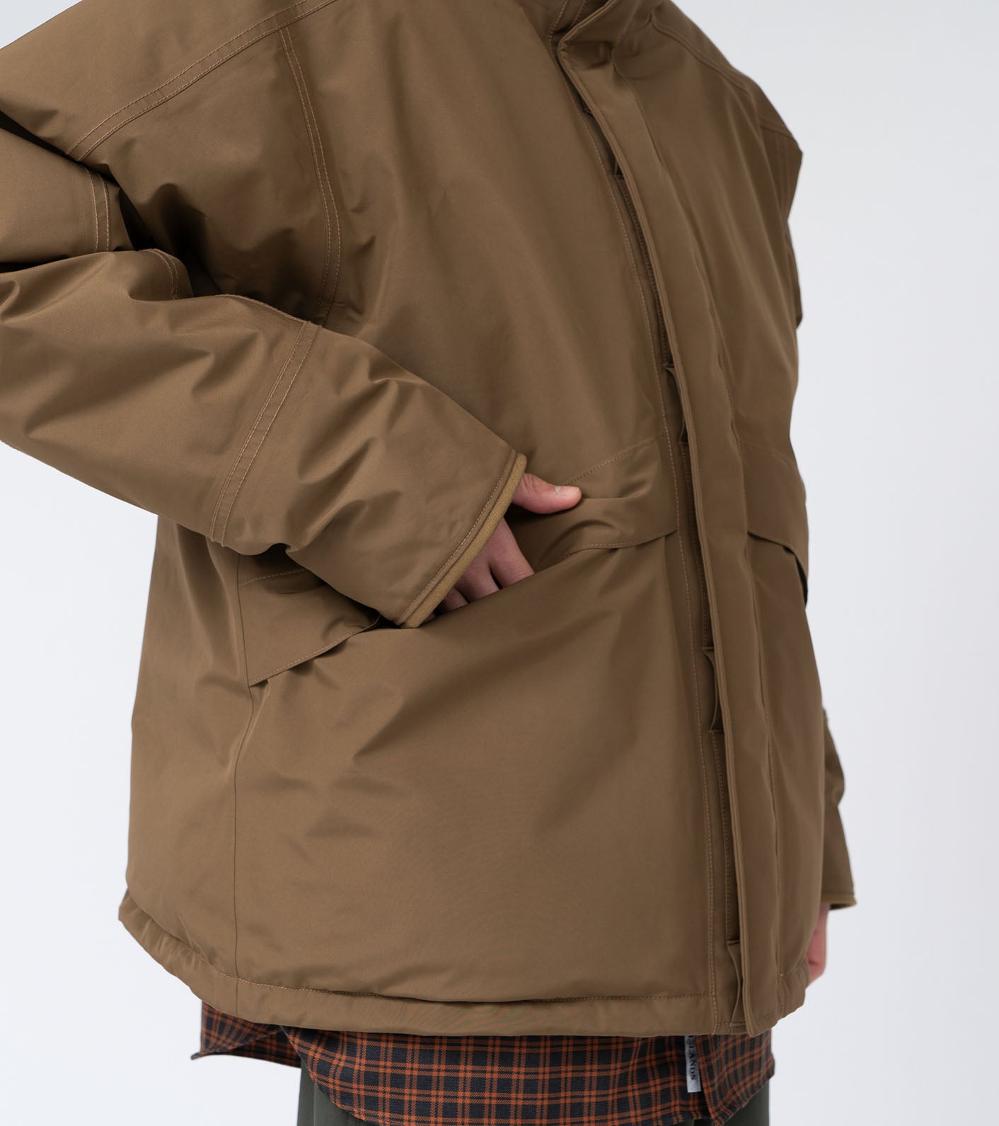 nanamica GORE-TEX Short Down Jacket