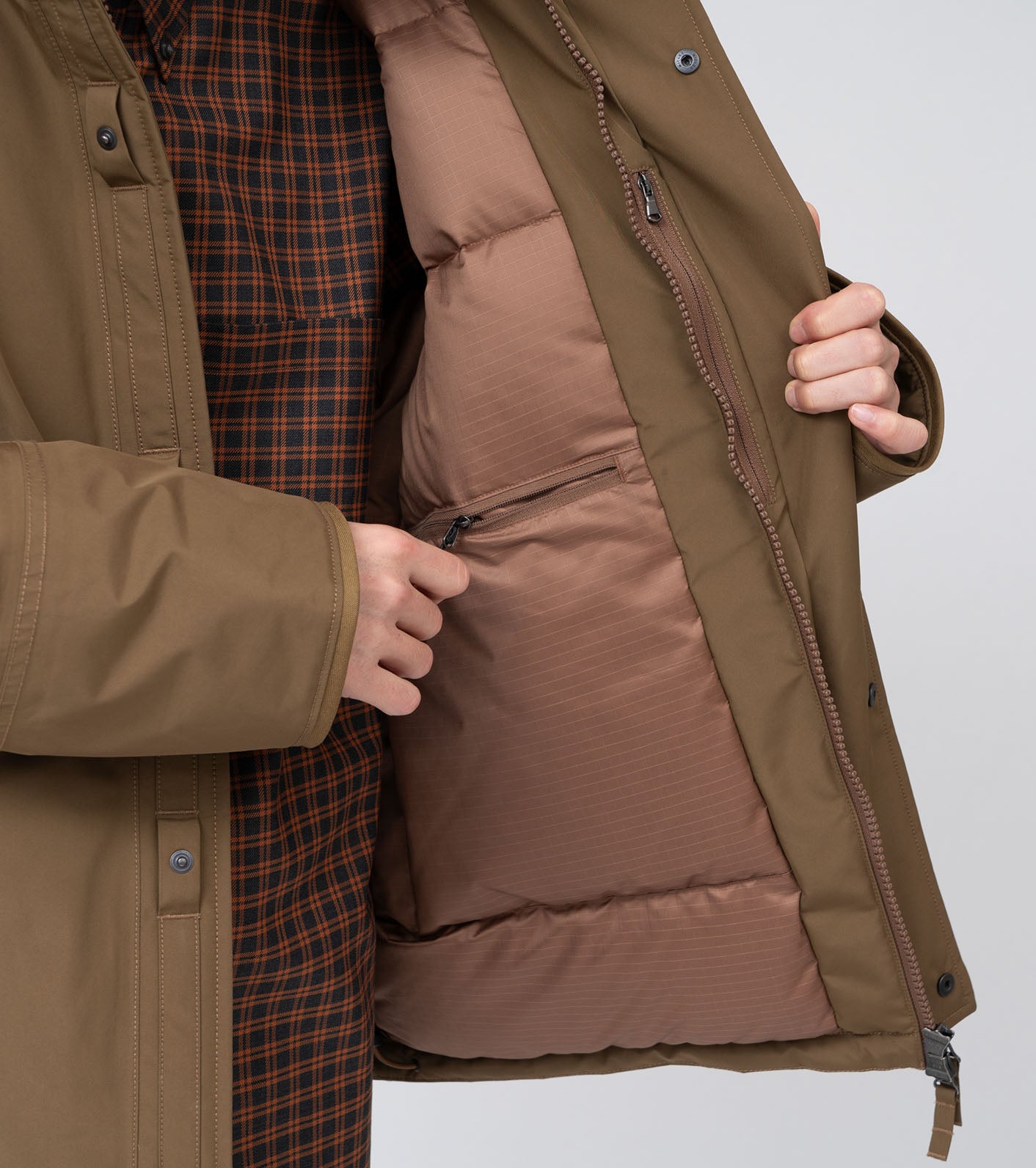 nanamica GORE-TEX Short Down Jacket
