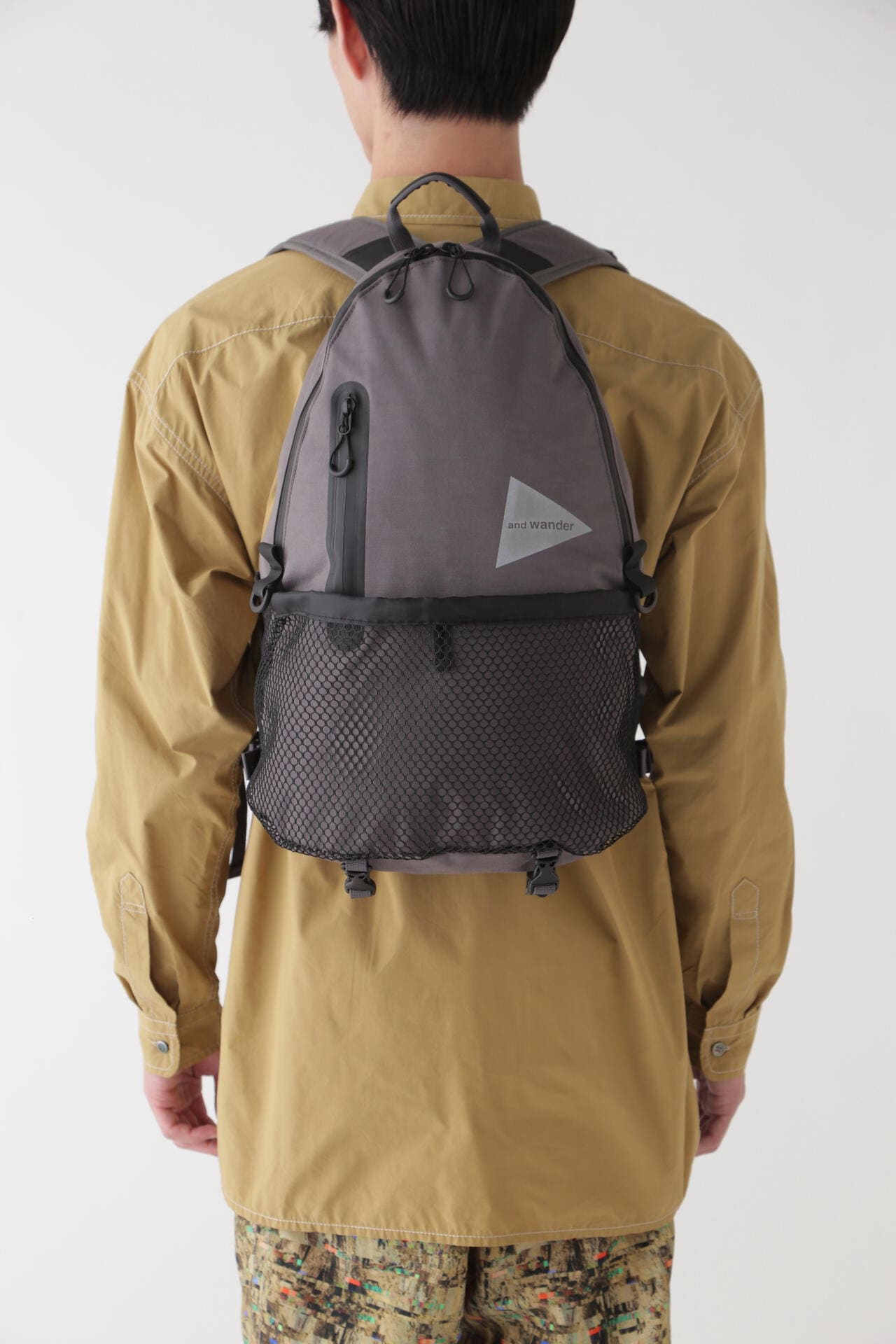 and wander PE/CO 20L daypack