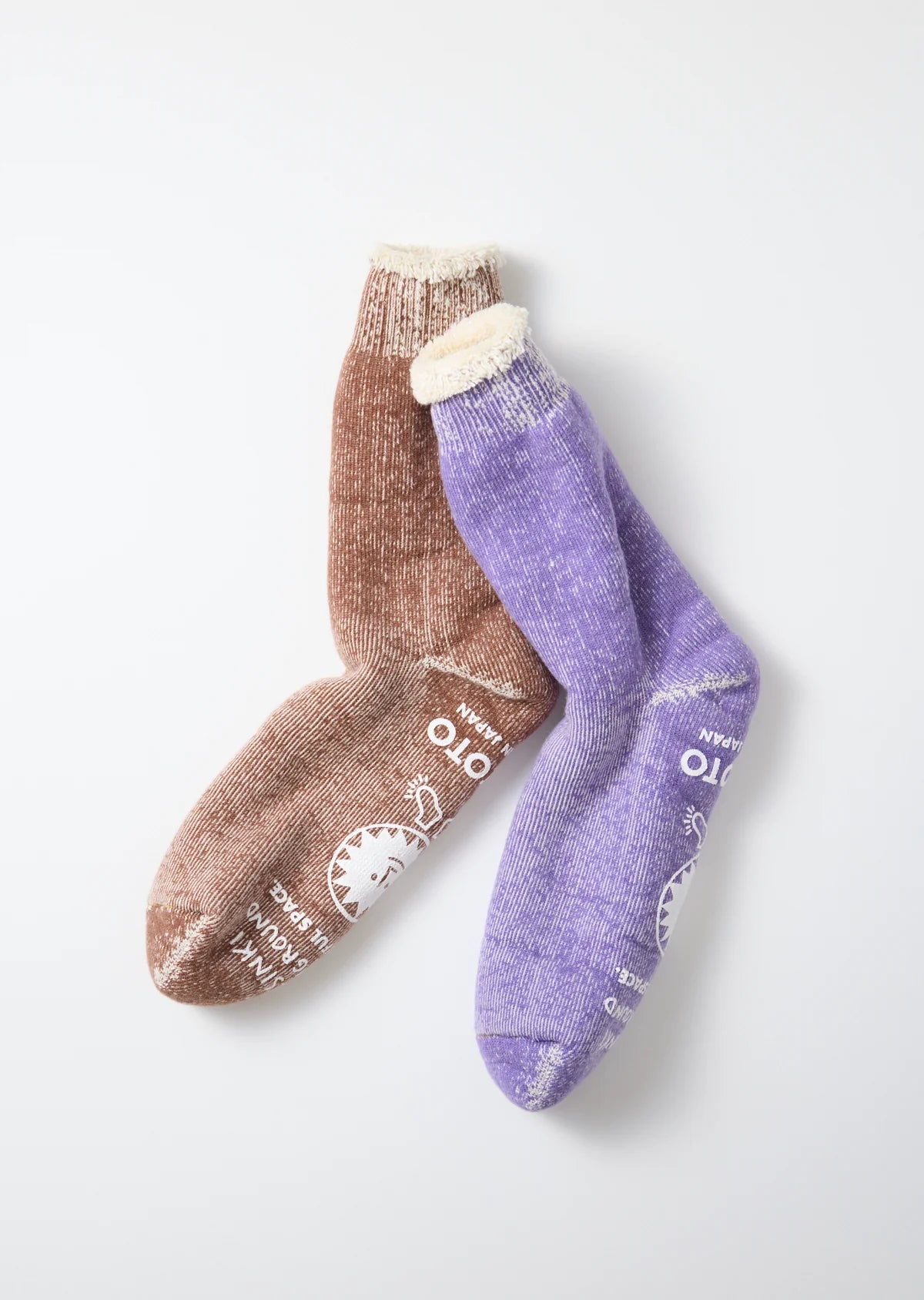 HELSINKI PLAYGROUND × ROTOTO “DOUBLE FACE ROOM SOCKS”