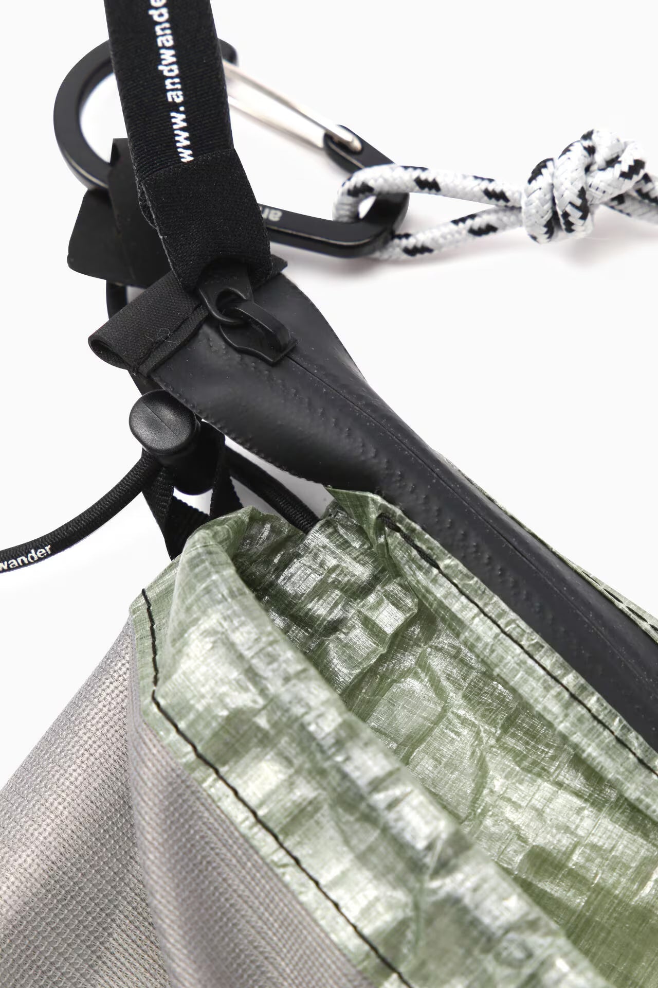 and wander UL sacoche with Dyneema®