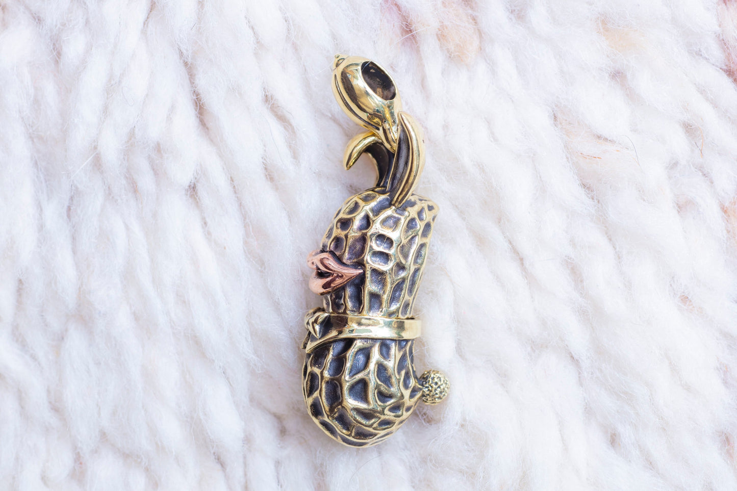 Peanuts&Co MEDIUM BUNNY PEANUTS brass x copper