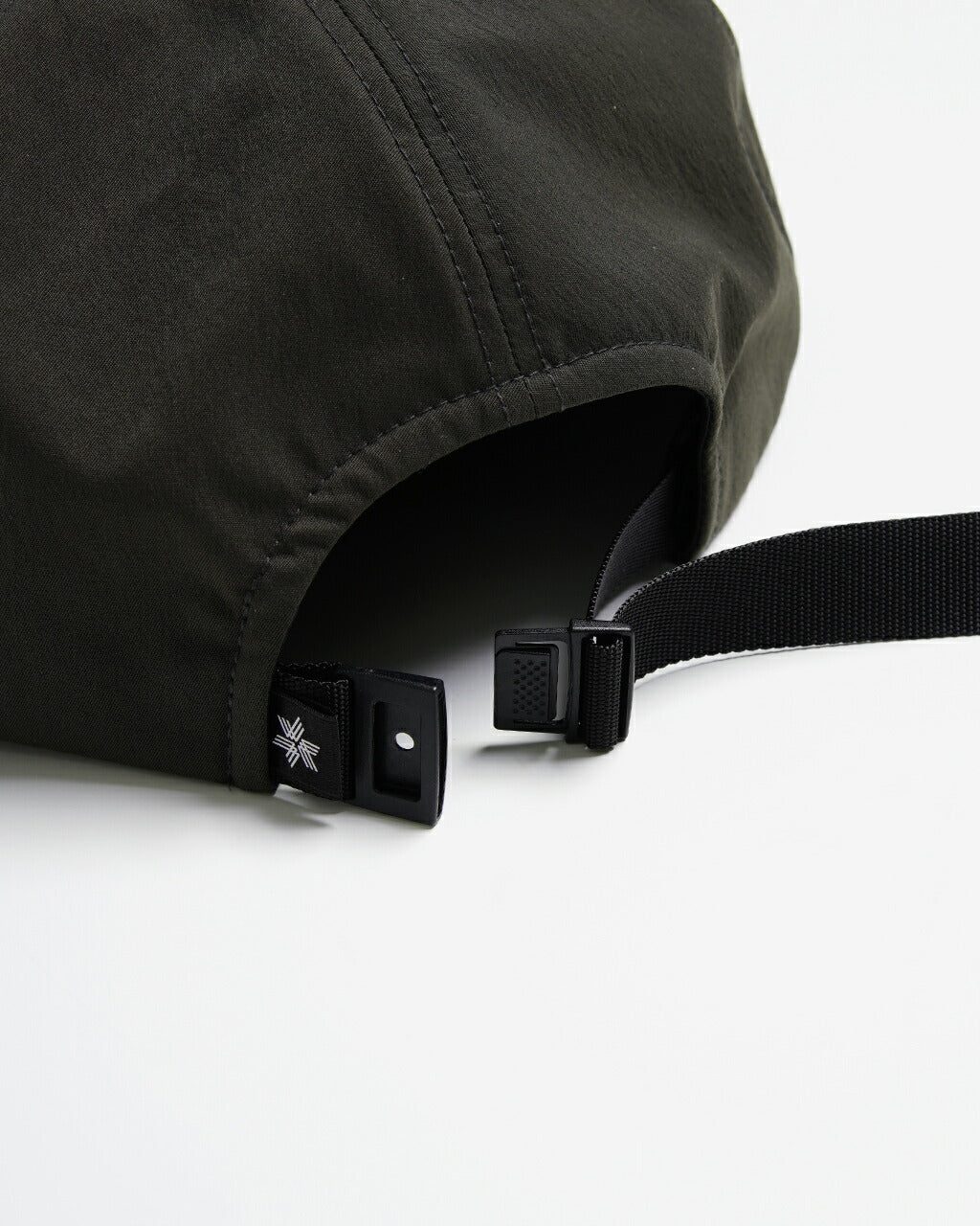 Goldwin WINDSTOPPER BY GORE-TEX LABS BB CAP