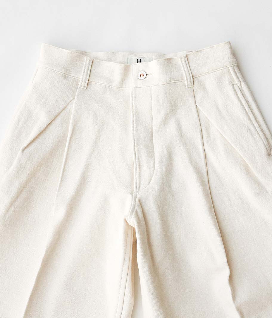HERILL HL DENIM TUCK SHORTS