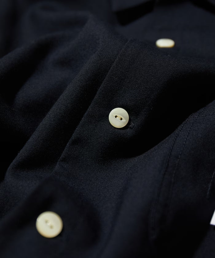 CAHLUMN Saxony Chain Stitch Open Collar Shirt