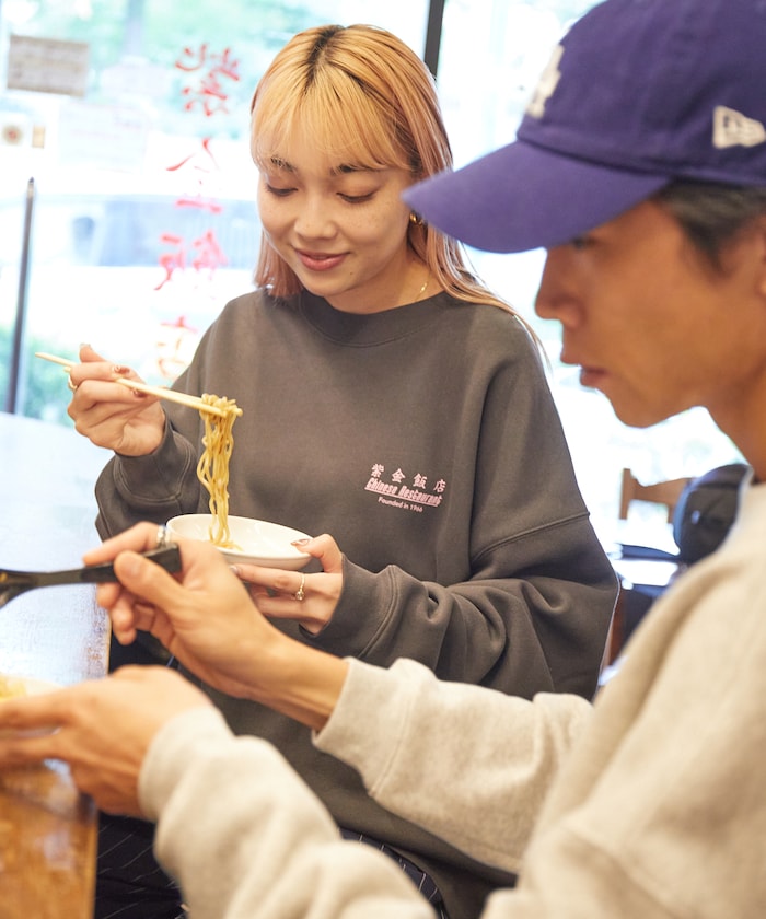 紫金飯店×FREAK'S STORE Special Back Print Crew Neck Sweatshirt TIGER