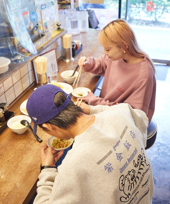 紫金飯店×FREAK'S STORE Special Back Print Crew Neck Sweatshirt TIGER