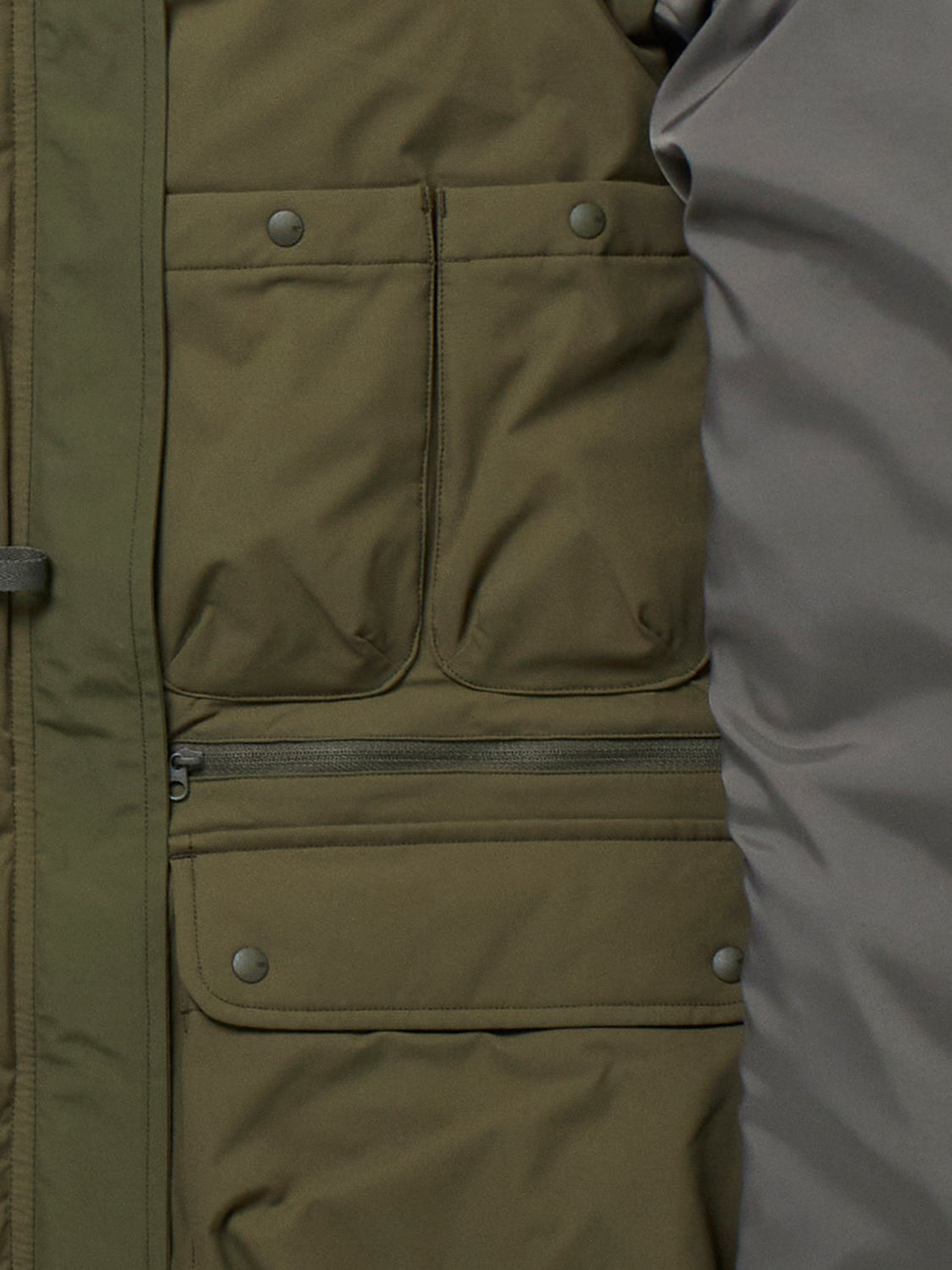 DAIWA PIER39 GORE-TEX WINDSTOPPER®︎ TECH MIL CANADIAN DOWN PARKA
