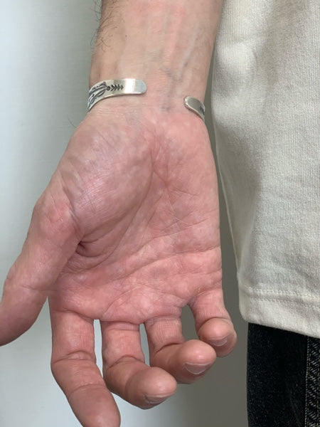 LARRY SMITH OVAL TURQUOISE BRACELET -SHELL-