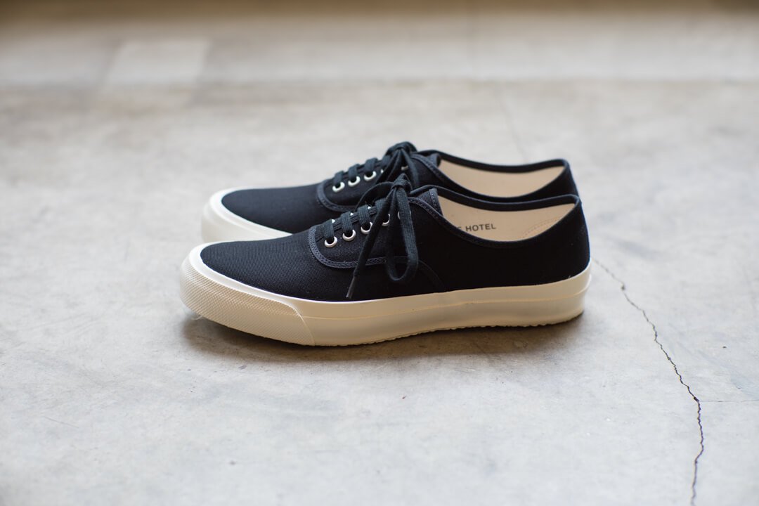 DOEK SHOE INDUSTRIES OXFORD - BLACK