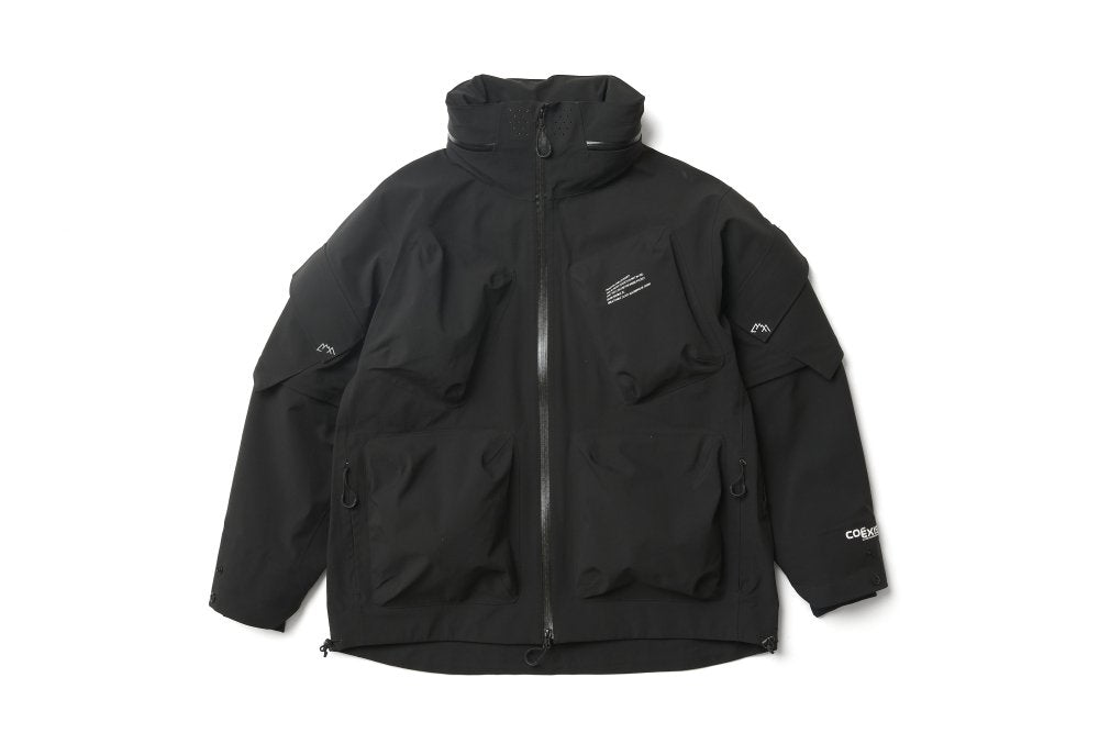 <23SS> CMF OUTDOOR GARMENT PHANTOM SHELL COEXIST