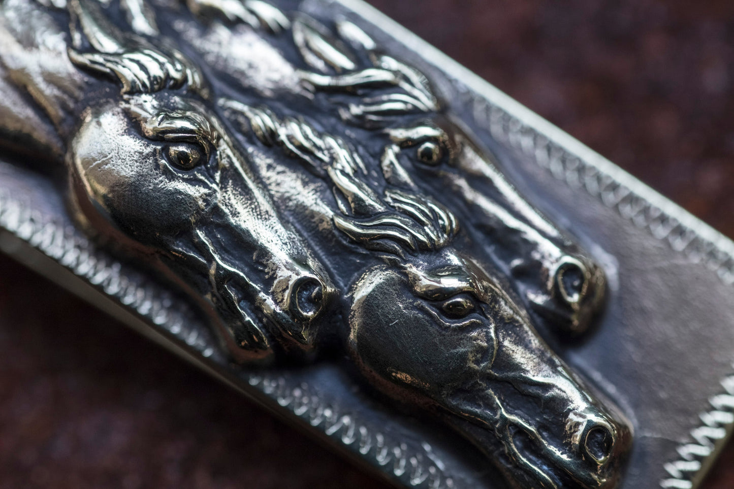 Peanuts&Co horse money clip brass
