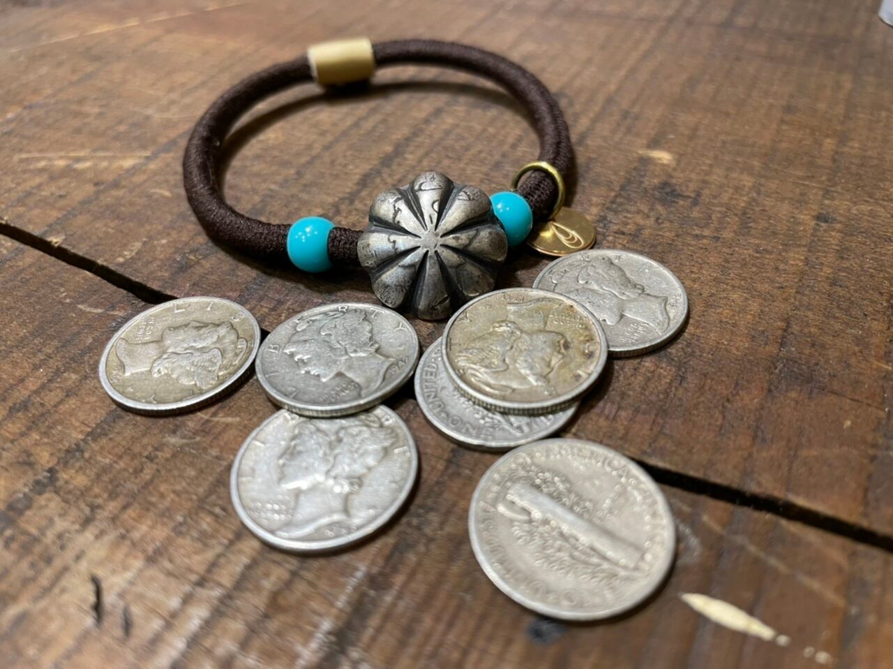 Button Works Mercury Dime Concho Gum #1