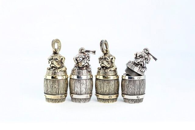 Peanuts&Co BULL BOTTLE STONE EYES SILVER
