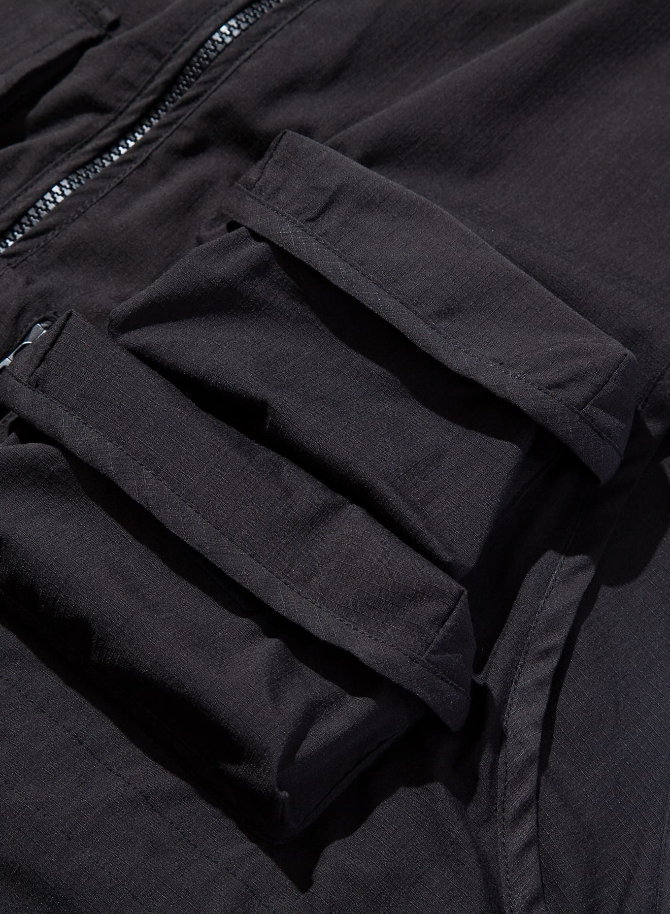 F/CE. FLAME-RESISTANT UTILITY VEST