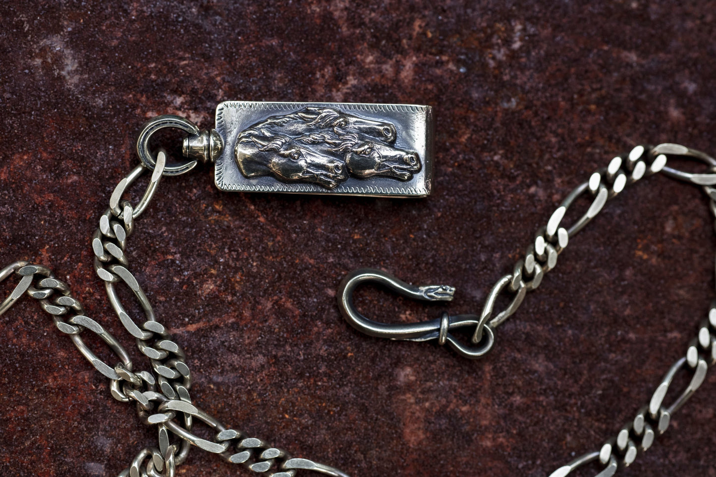 Peanuts&Co horse clip type walletchain brass