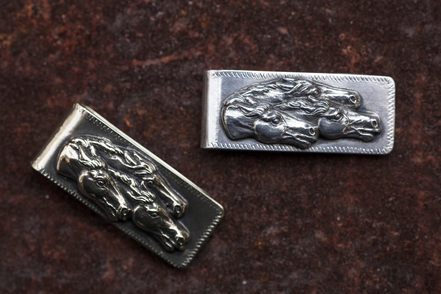 Peanuts&Co horse money clip silver