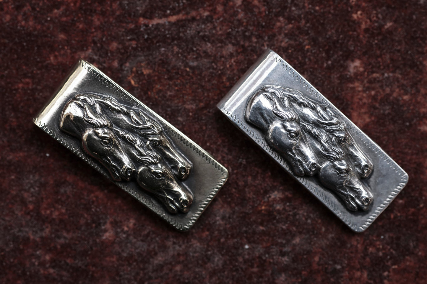 Peanuts&Co horse money clip silver