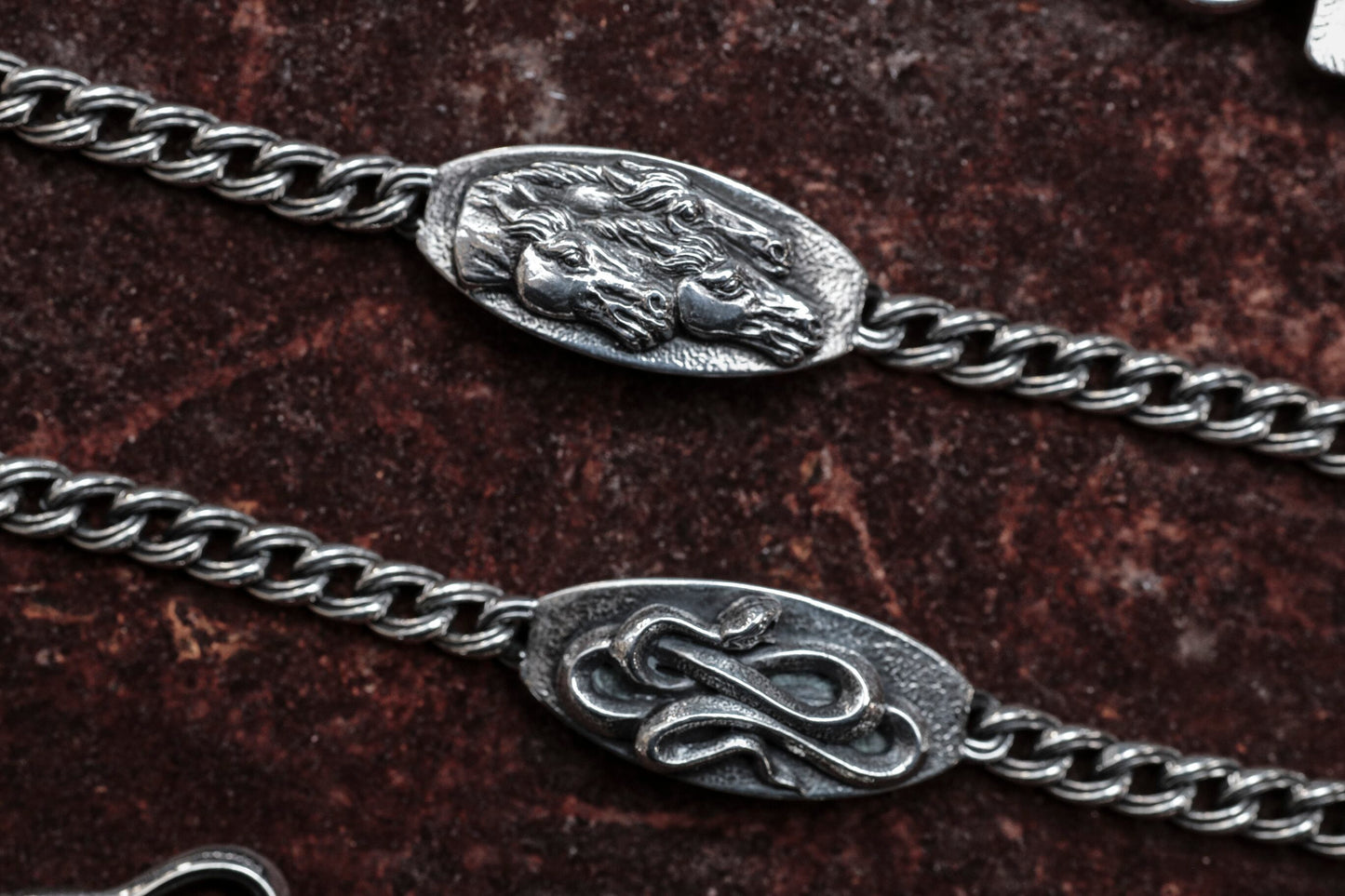 Peanuts&Co horse plate bracelet silver