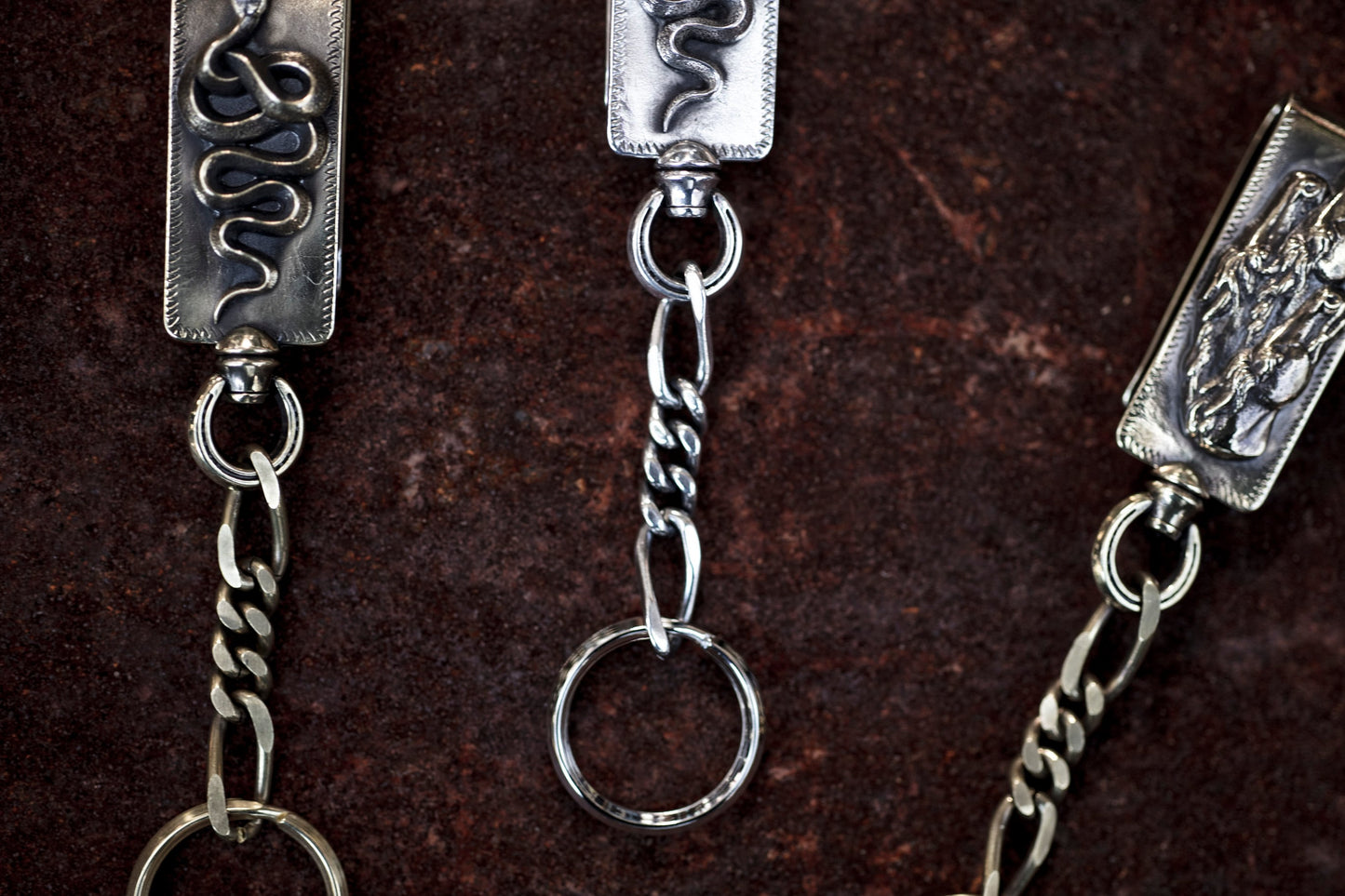 Peanuts&Co snake clip type keychain brass