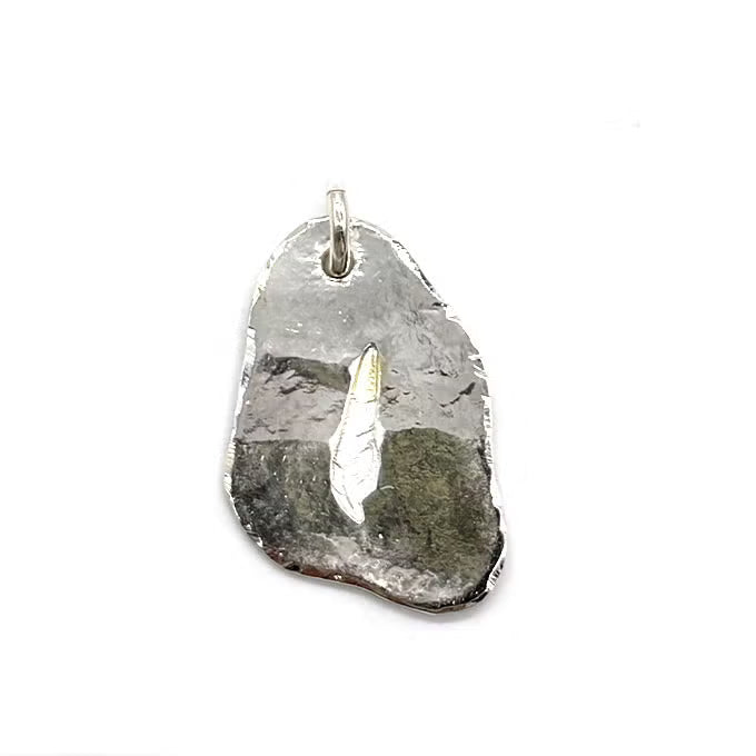 LARRY SMITH KAZEKIRI FEATHER STAMPED PENDANT No. 55 "18K GOLD ACCENT"