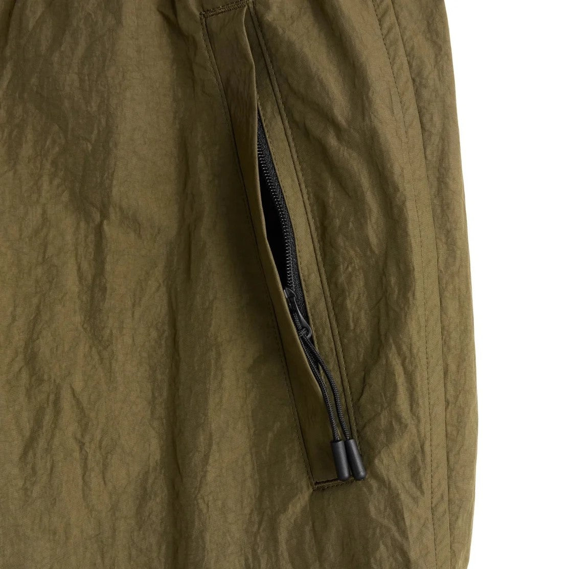 TOKYO DESIGN STUDIO New Balance Nylon Wind Pants - OLIVE