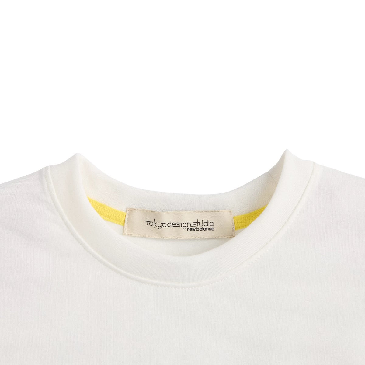 TOKYO DESIGN STUDIO New Balance Quick Dry S/S Tee - WHITE