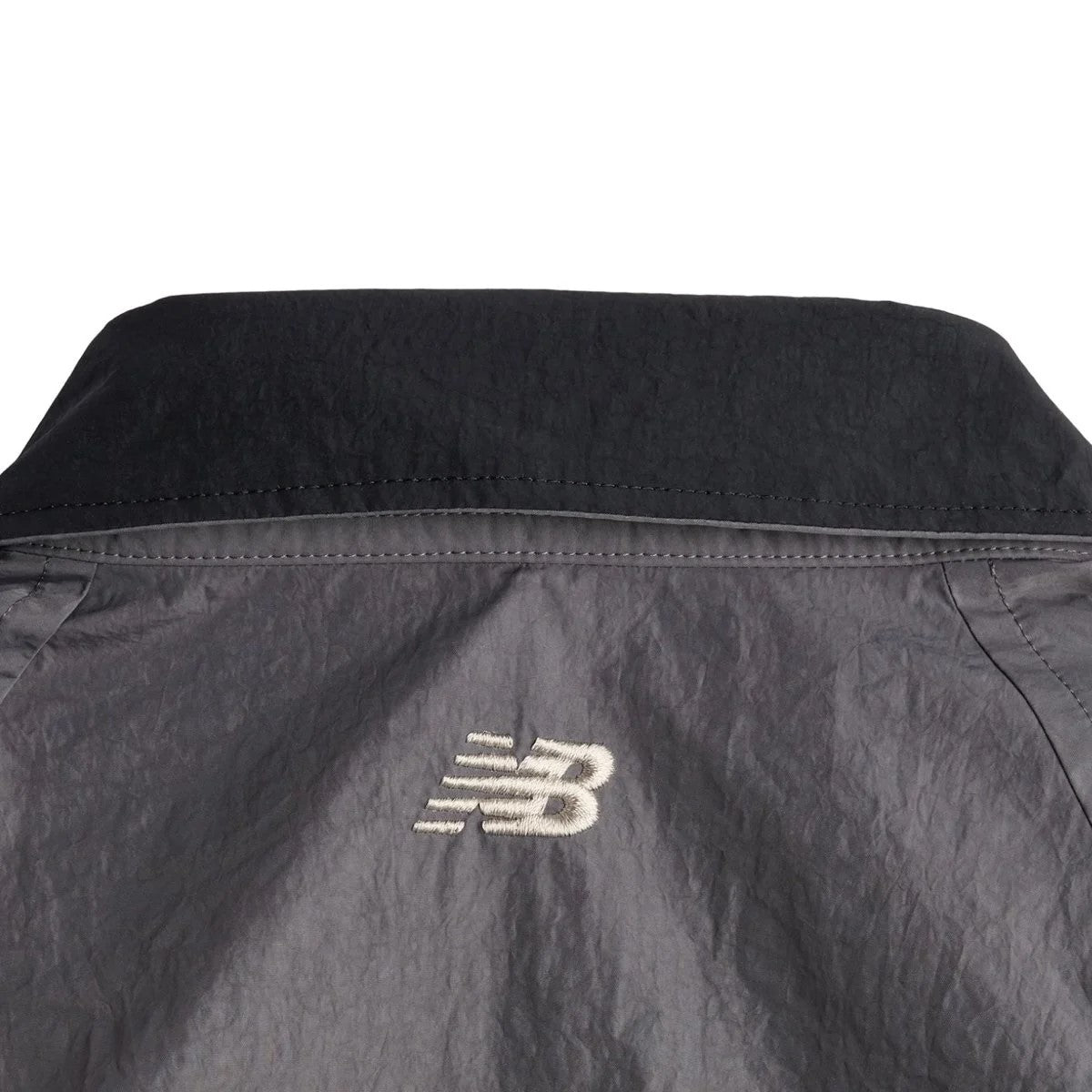 TOKYO DESIGN STUDIO New Balance Nylon Wind Jacket - MGT