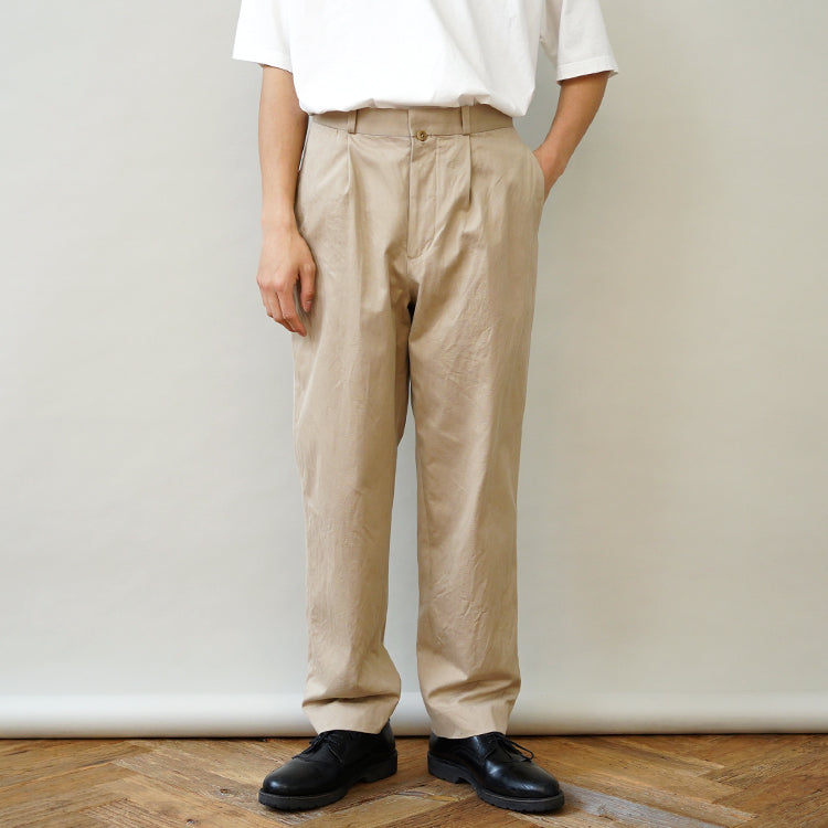 YAECA TUCK TAPERED CHINO TROUSERS