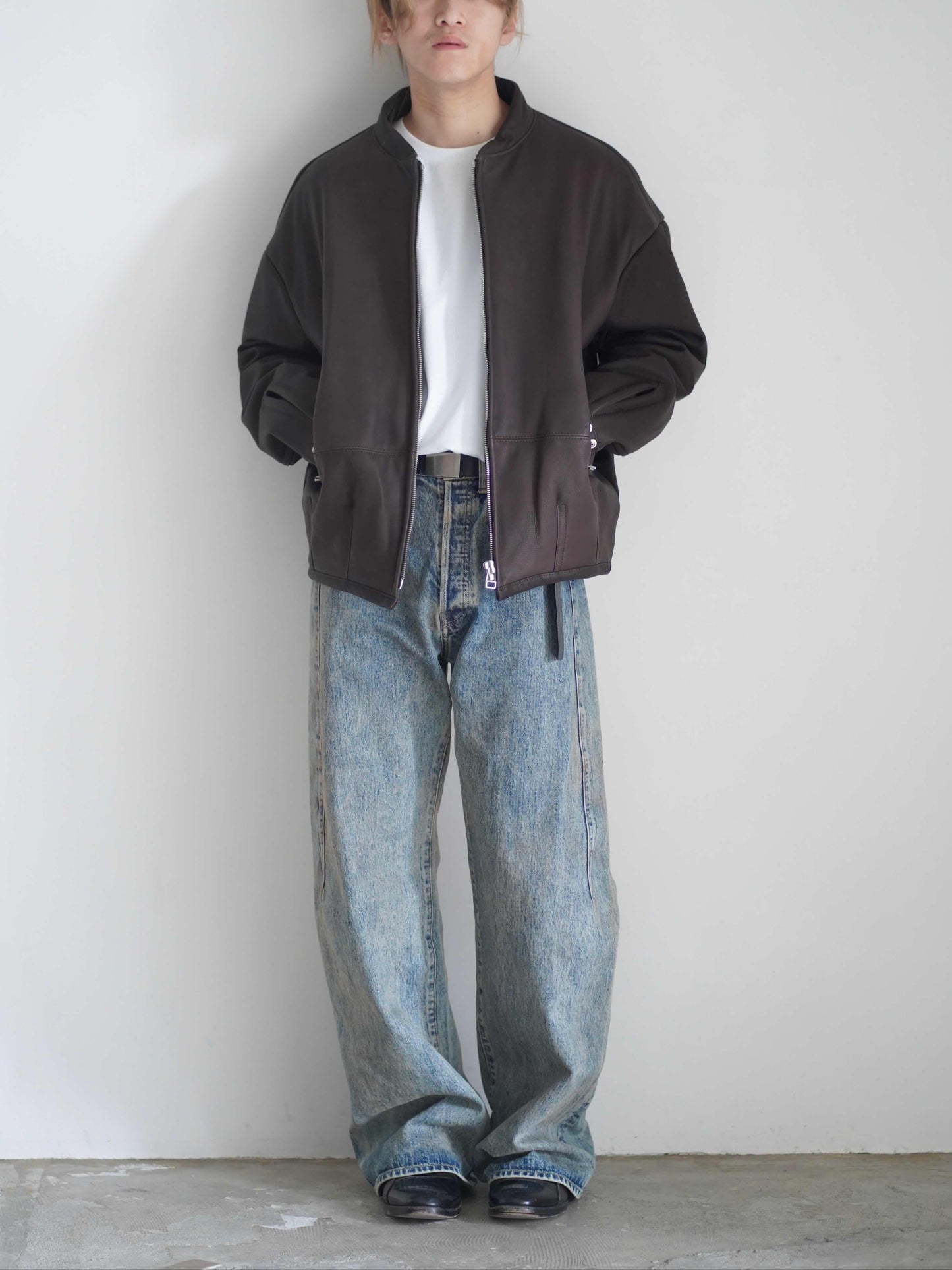 ssstein DEFORMED FLARE VINTAGE DENIM JEANS