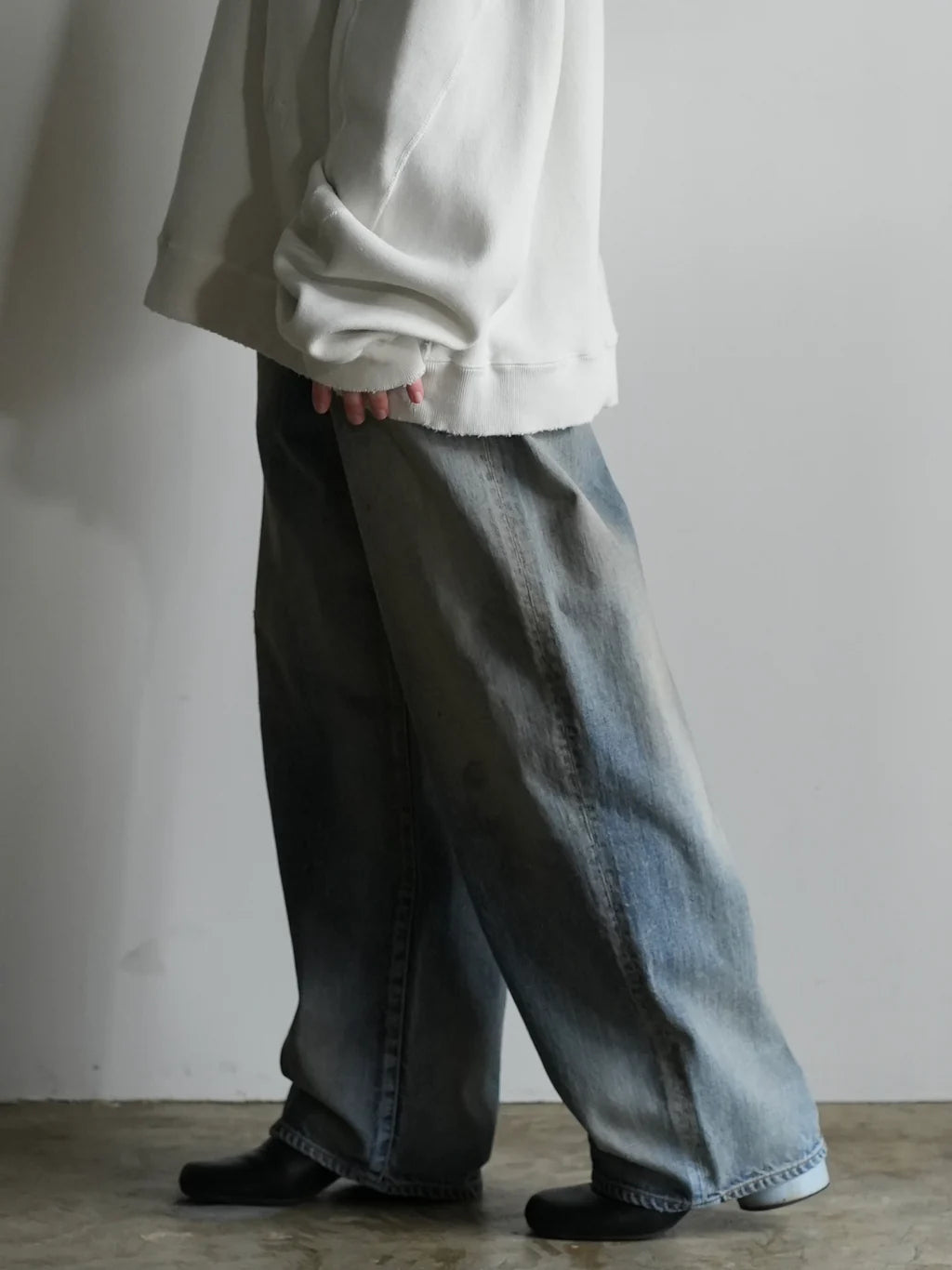 ANCELLM #01 MIDTAPERED 5P DENIM PANTS
