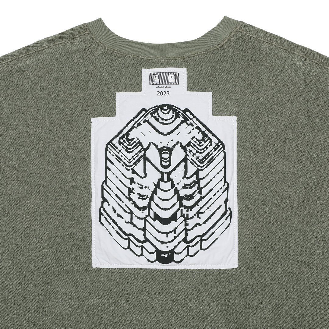 Cav Empt C.E NOT IDENTICAL TO CREW NECK