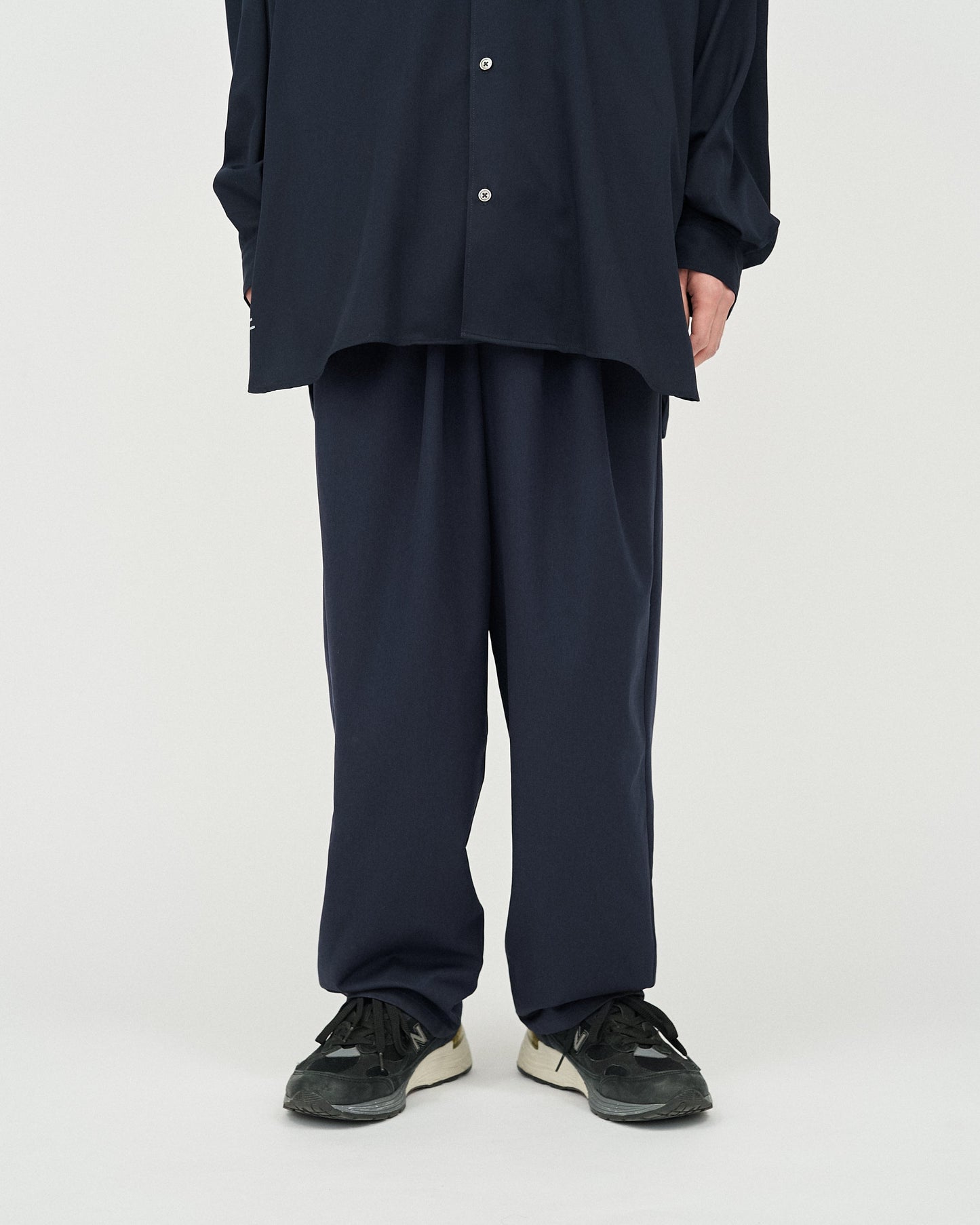 FreshService COOLFIBER TWO TUCK EASY PANTS