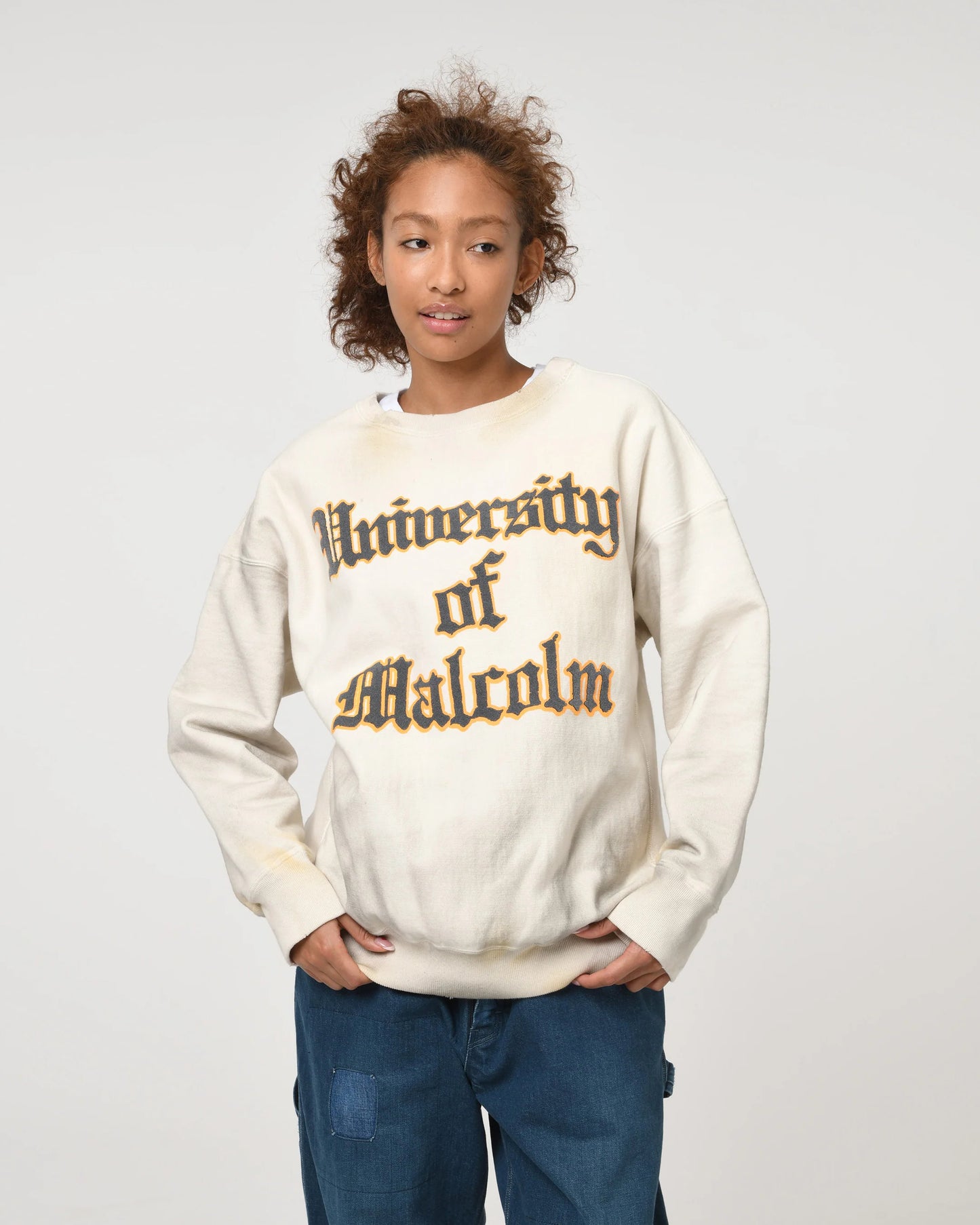 BOW WOW UNIV. MACLAREN LETTERING SWEATSHIRT AGED