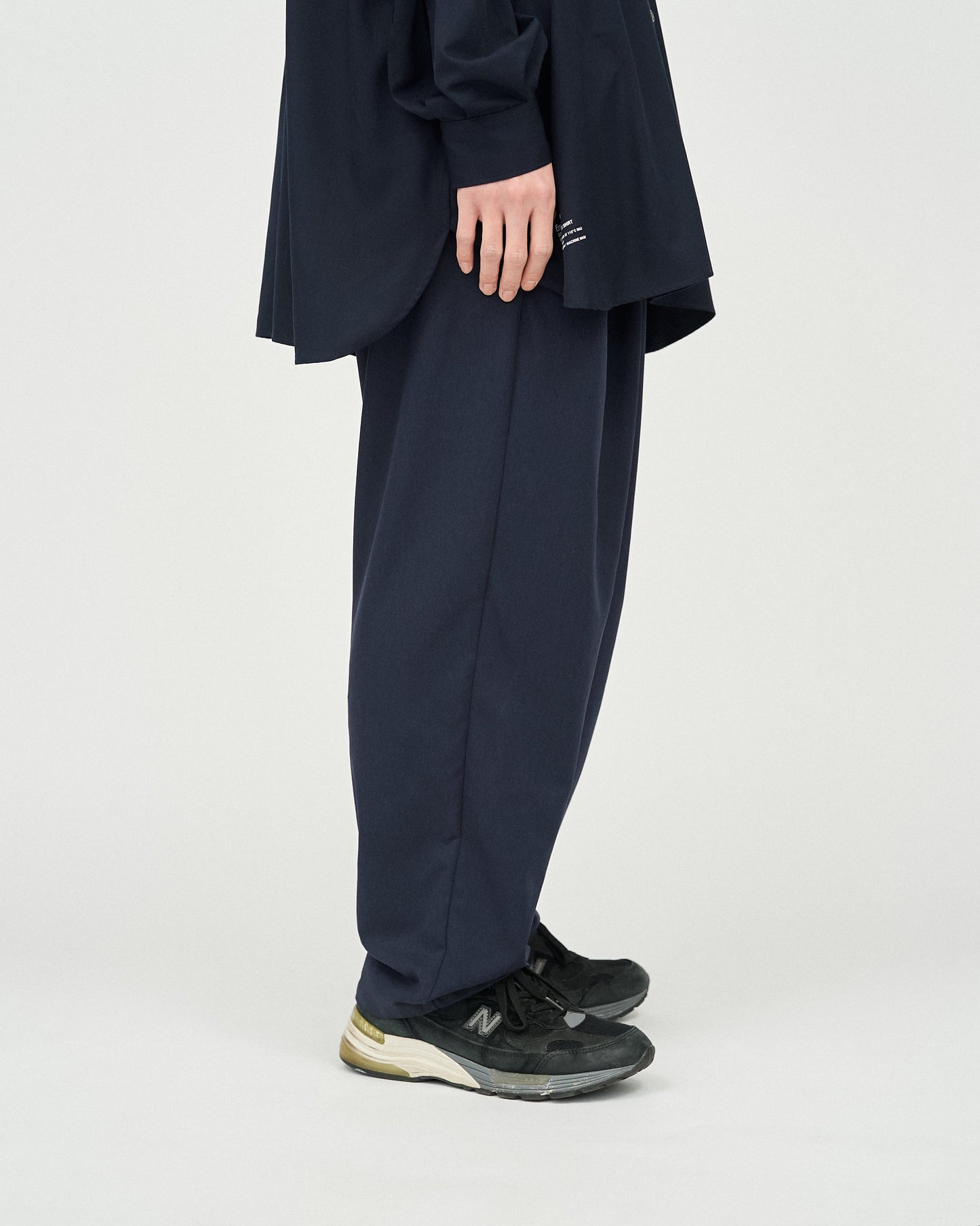 FreshService COOLFIBER TWO TUCK EASY PANTS