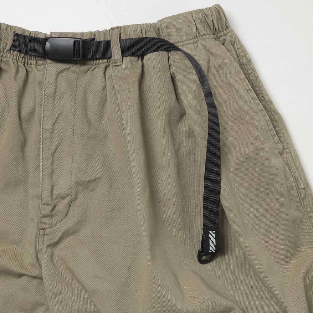 is-ness Balloon Shorts